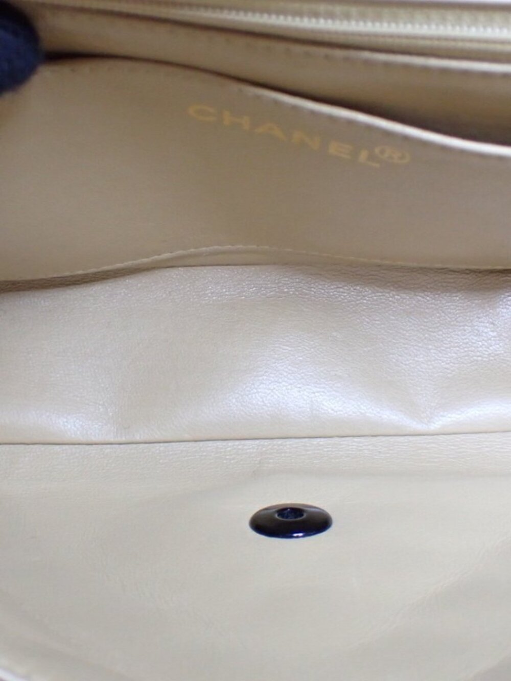 Chanel Matelasse Lambskin Chain Shoulder with Dustbag - Picture 12 of 13